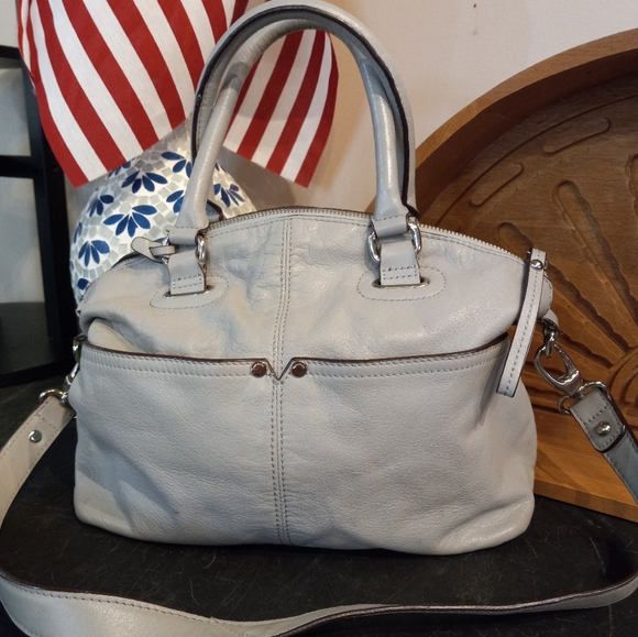 Tignanello Gray Shoulder Bag with Stripped Lining - Picture 3 of 6